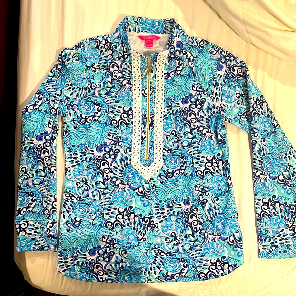 Lilly Pulitzer popover with kangaroo pocket